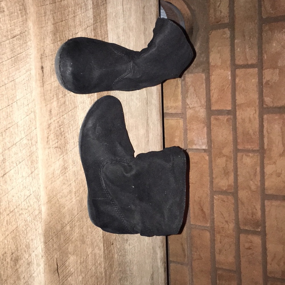 Black Suede Short Boots